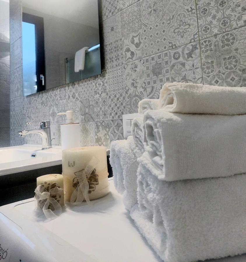 Casa Junno Appartement Monte SantʼAngelo Buitenkant foto